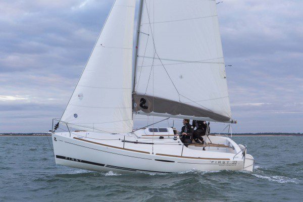 Beneteau First 20 sailing yacht 