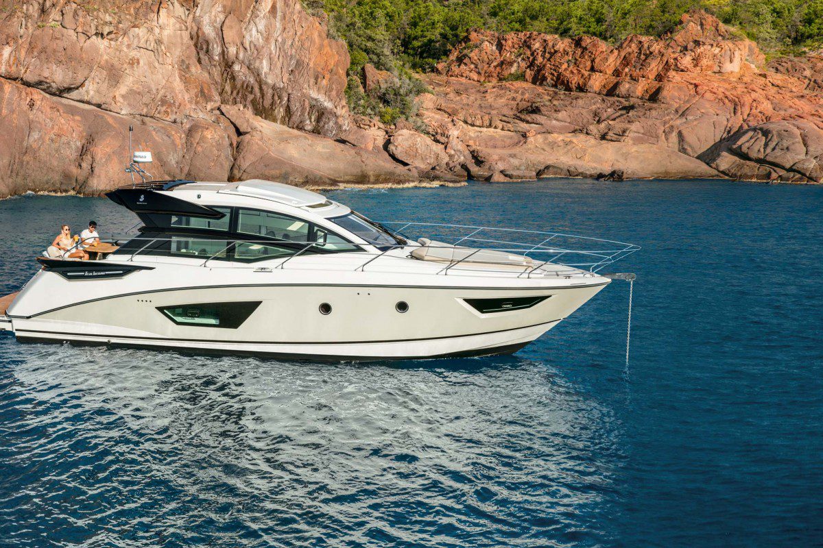 Beneteau Gran Turismo 50 at anchor