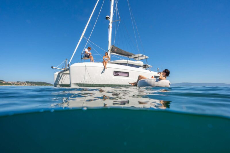 Lagoon43 side