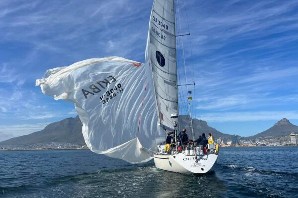 40 year old spinnaker splitting over the Cape Town finish Credit Rob Havill[26]