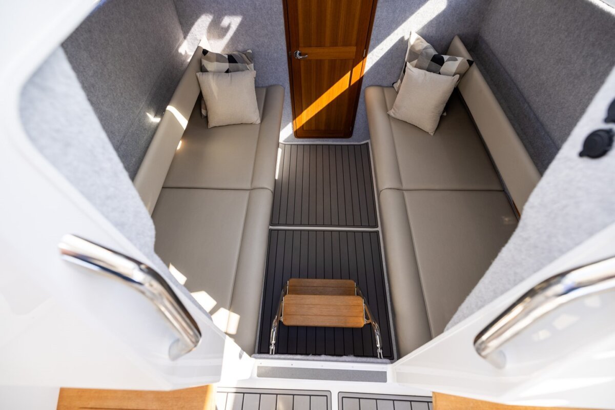 Protector Targa 380 Twin Bunk Cabin